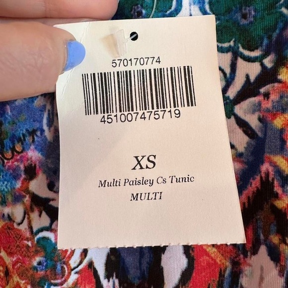 NWT Boston Proper Colorful Paisley Tunic Top Size XS Boho Hippie Cold Shoulder - Picture 5 of 8